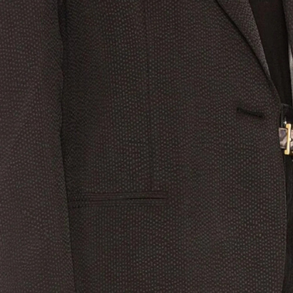 Smythe 90s Oversized Blazer in Sandwashed Black - Picture 4 of 11